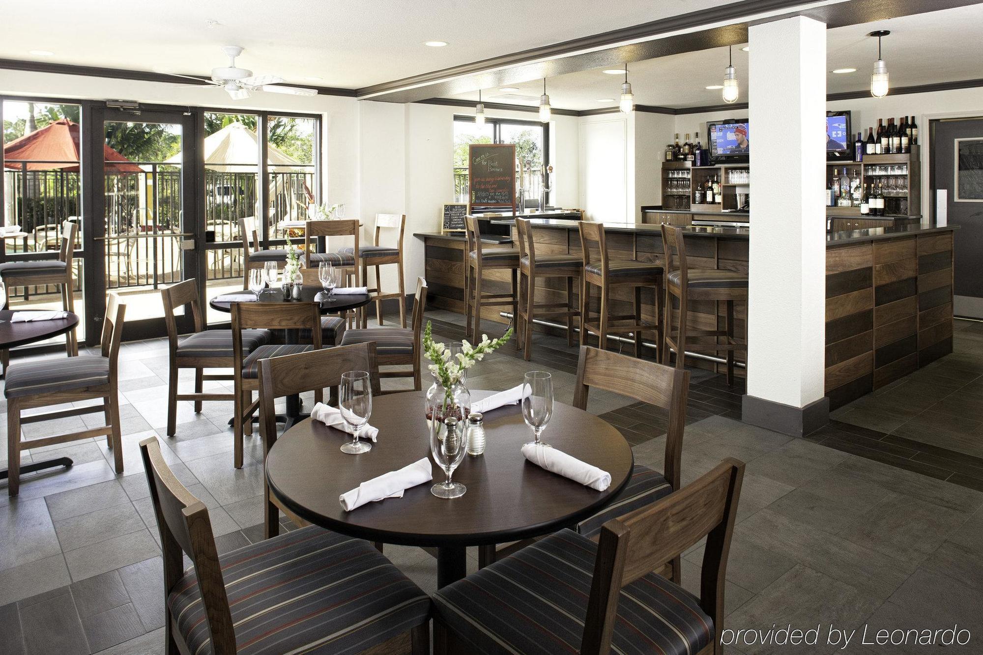 Four Points By Sheraton Fort Myers Airport Exterior foto